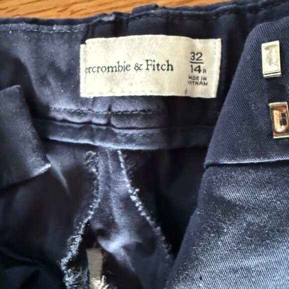 Abercrombie and Fitch Crisp Cotton Taper Ankle Pant Size 32 - Picture 3 of 4